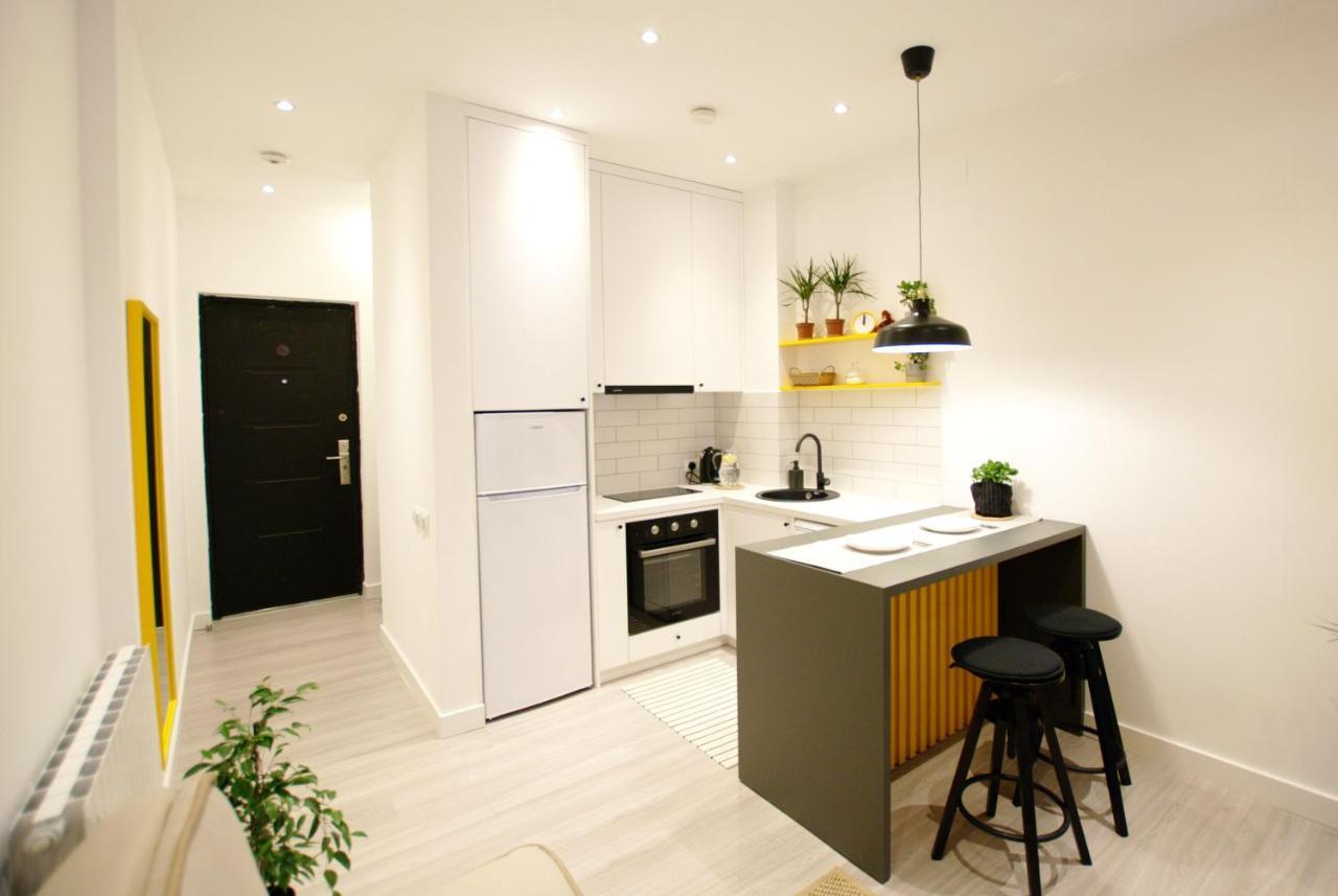 Banana Apartments Батуми Екстериор снимка