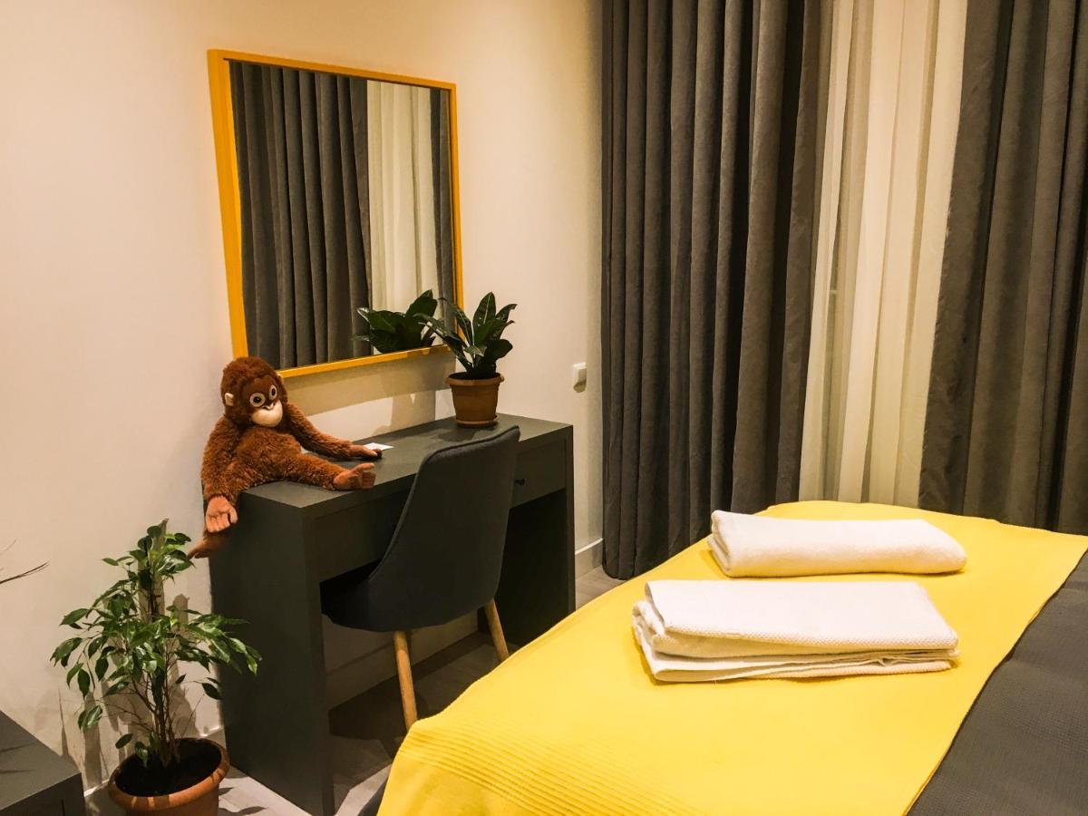 Banana Apartments Батуми Екстериор снимка