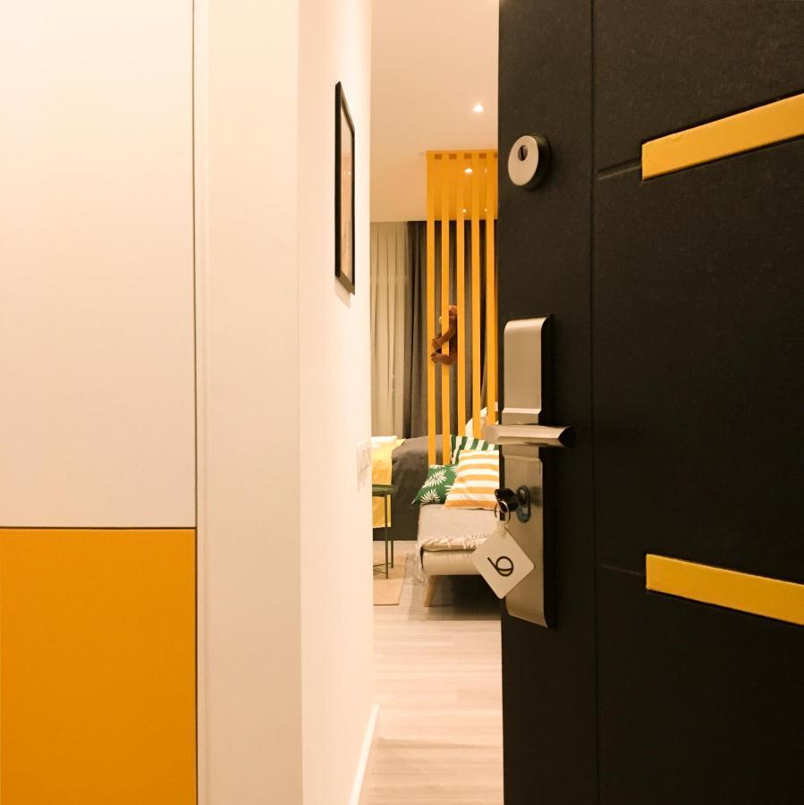 Banana Apartments Батуми Екстериор снимка