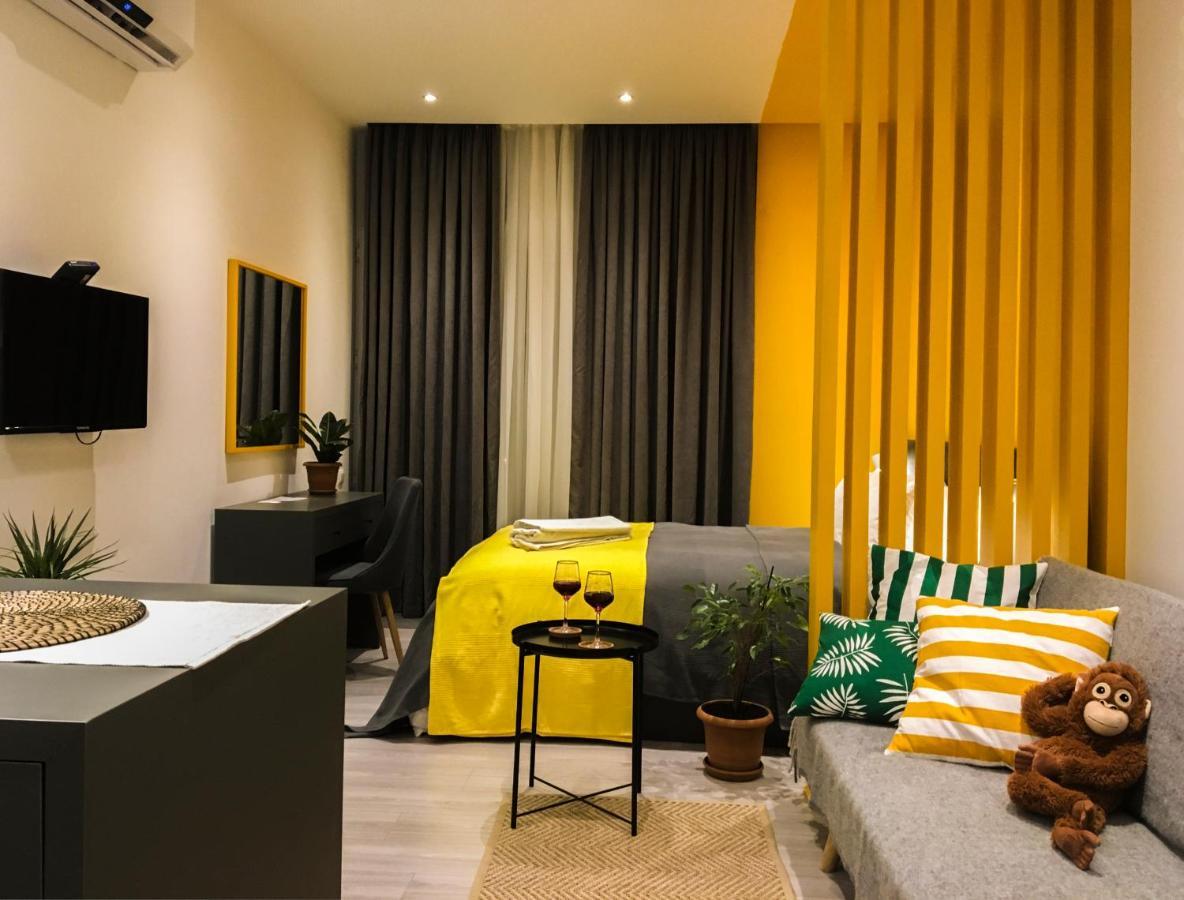 Banana Apartments Батуми Екстериор снимка